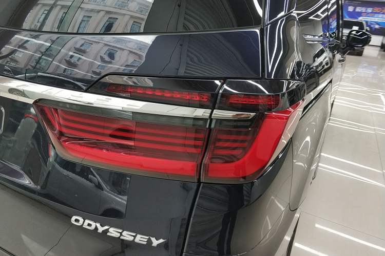 Used Honda Odyssey 2024 2.0L eHEV Sharp·Luxury Edition