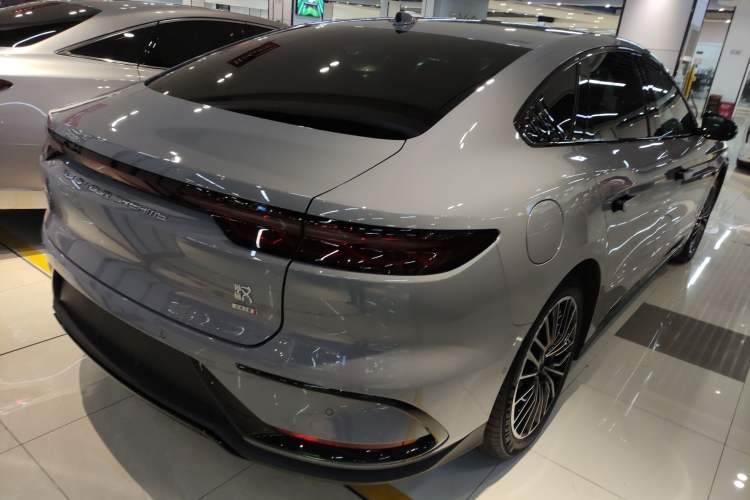 Used BYD Han 2025 EV Intelligent Driving Edition 701KM LiDAR Flagship Model