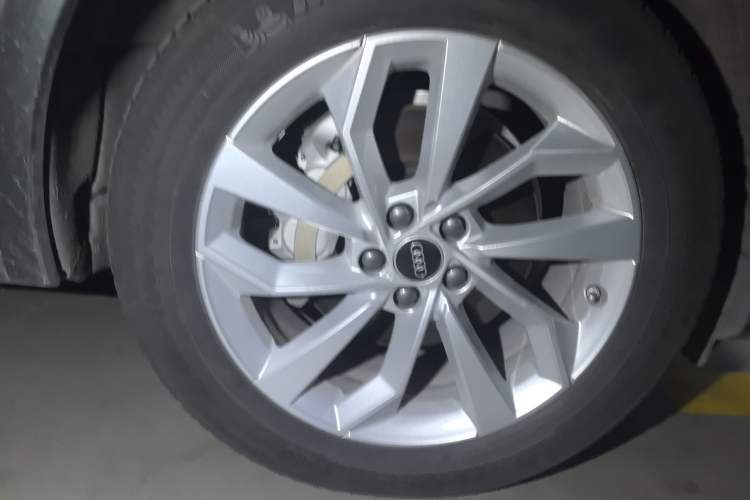 Used Audi Q5L 2022 Updated 40T Luxury Dynamic Edition