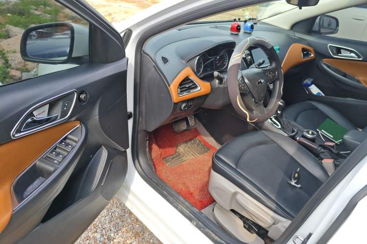 Used Chevrolet Cruze 2015 1.5L Automatic Luxury Edition