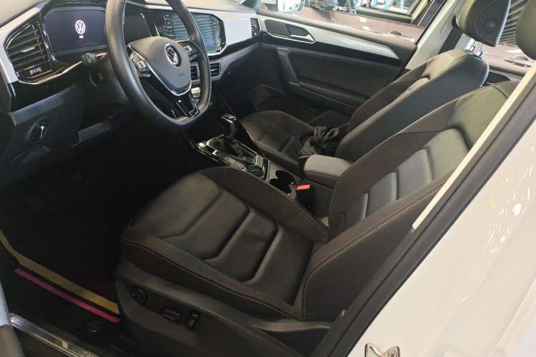 Used Volkswagen Tayron 2022 330TSI Two-Wheel Drive Luxury Connect Plus Version