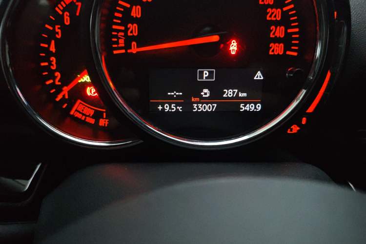 Used MINI Clubman 2018 2.0T COOPER S Artist Odometer Close Up