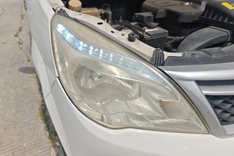 Used HYOSOW H2 2016 H2E 1.5L Elite Model BJ415B
