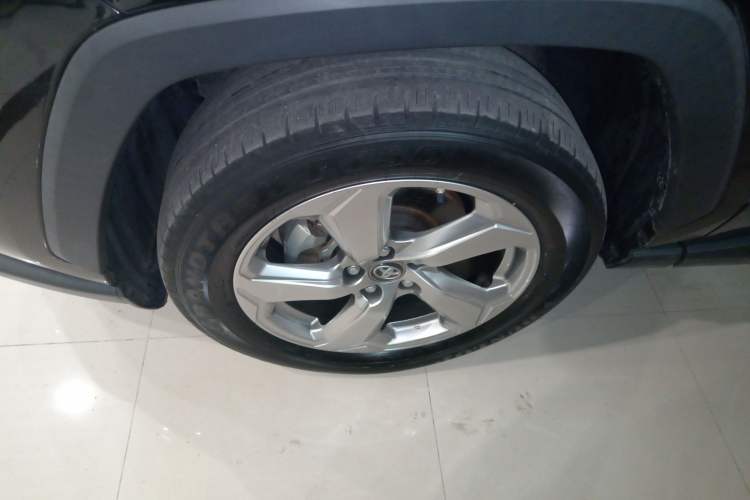 Used Toyota RAV4 2022 2.0L CVT Two-Wheel Drive Fashion Plus Edition
