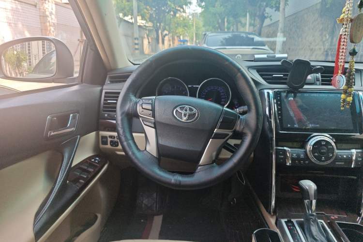 Used Toyota Reiz 2010 2.5V Fengdu Elite Edition Steering Wheel