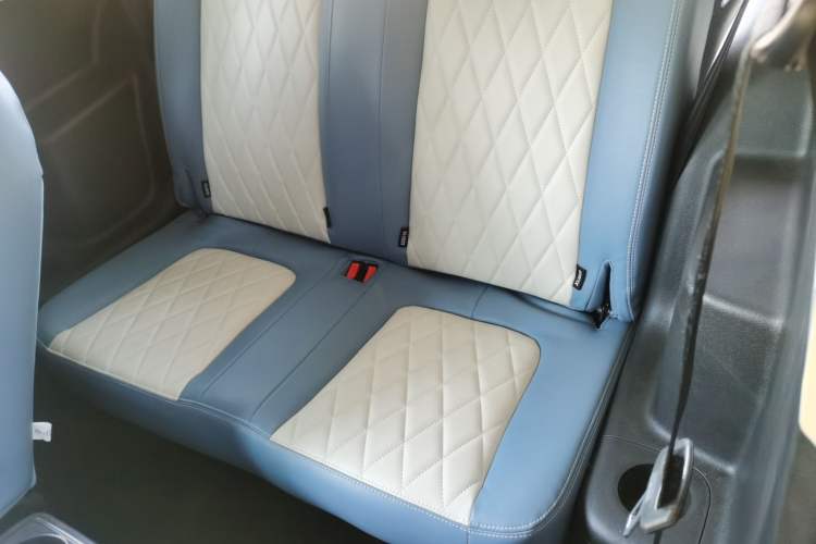 Used Brilliance Xinri i03 2021 318 km 31.45 kWh