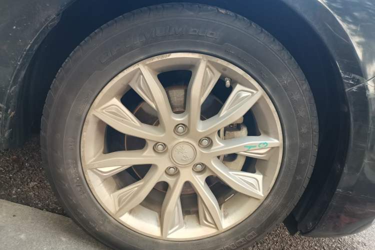 Used Hongqi H5 2018 30TD Dynamic Edition Right Front Wheel Hub