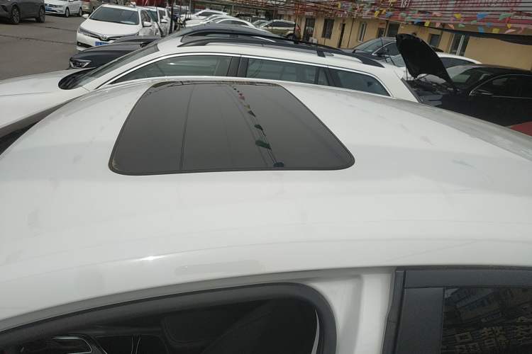 Used Buick Verano 2023 Pro Enjoyment Edition Roof