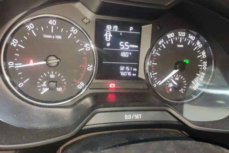 Used Skoda Octavia 2015 1.6L Automatic Yijie Edition
