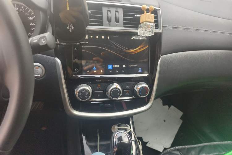 Used Nissan Tiida 2021 1.6L CVT Smart Drive Edition Audio And AC Panel