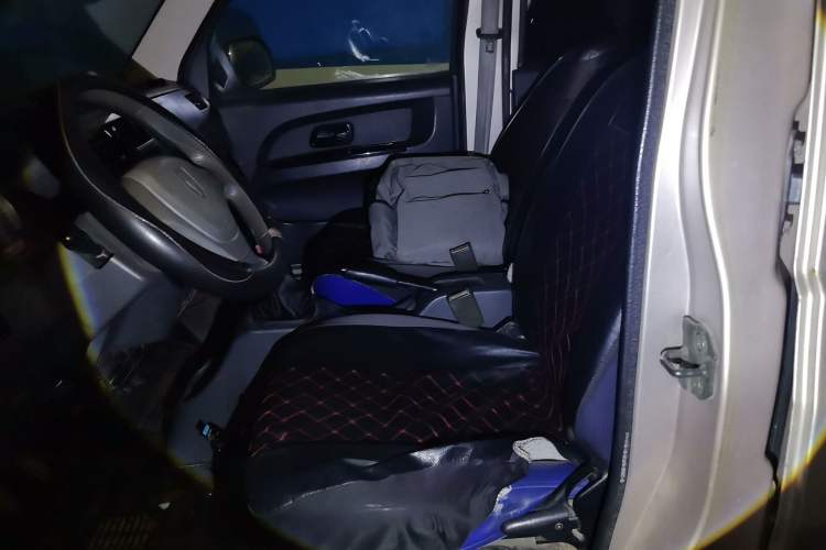 Used Jinbei Hiace X30 2013 1.3L Standard Version Left Front Seat