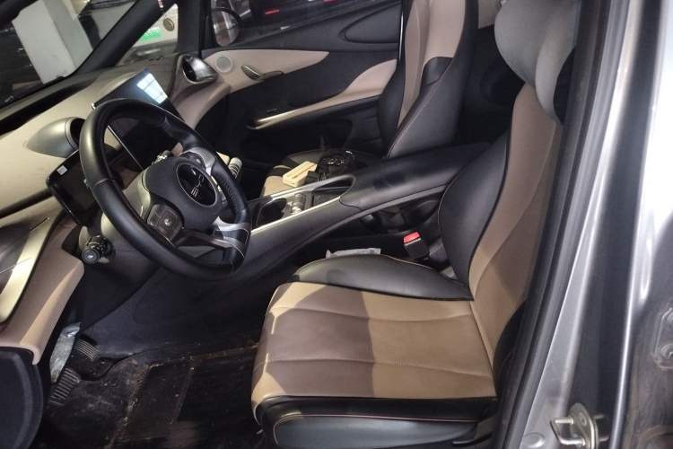 Used BYD Dolphin 2023 420 km Fashion Edition Left Front Seat