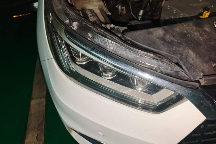 Used BYD Yuan New Energy 2019 EV535 Smart Connect Trendsetting Model
