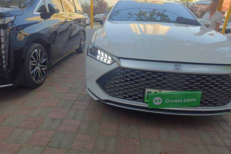 Used BYD Qin PLUS 2024 HONOR Edition DM-i 55KM Leading Model