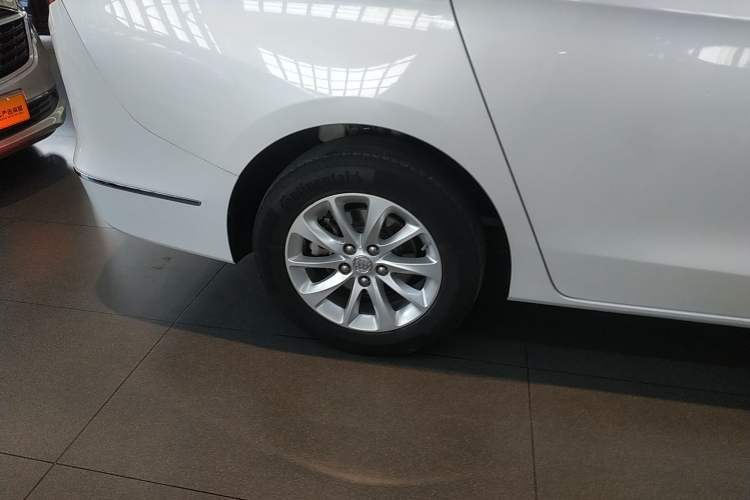 Used Buick GL8 2018 ES 28T Comfort Model China VI Standard
