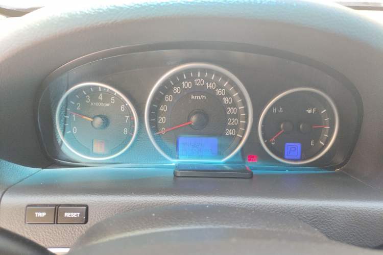 Used Hyundai Veracruz 2012 3.8L Comfort Edition Instrument Cluster