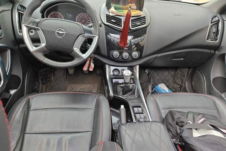 Used Haima S5 2018 1.6L Manual Luxury Model Center Console