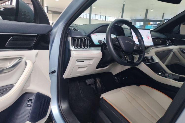 Used BYD Song PLUS New Energy 2023 Champion Edition DM-i 110KM Flagship Model
