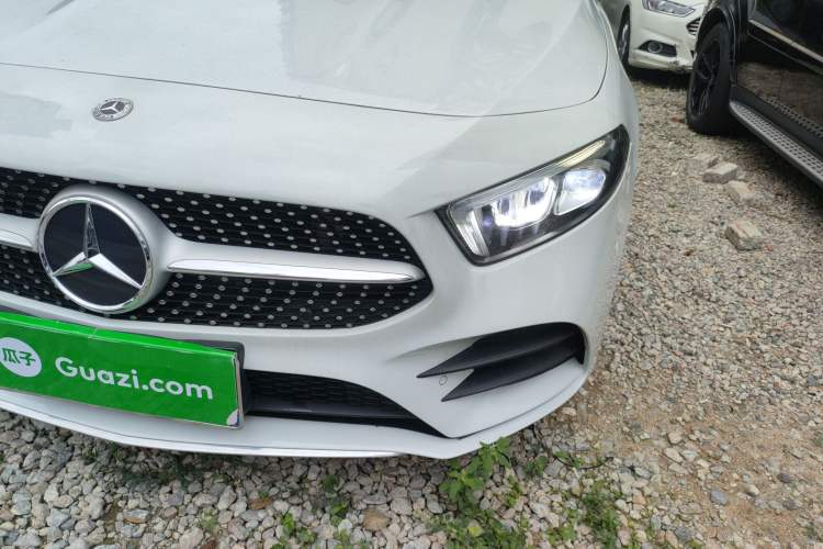 Used Mercedes-Benz A-Class 2020 Restyled A 200 L Sport Sedan Fashion Version Left Front Headlight