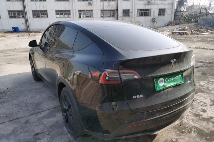 Used Tesla Model Y 2023 Rear-Wheel-Drive Version Exterior 2
