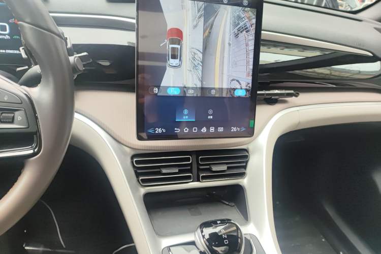 Used BYD Song Pro New Energy 2024 HONOR Edition DM-i 110KM Excellence Model Audio And AC Panel