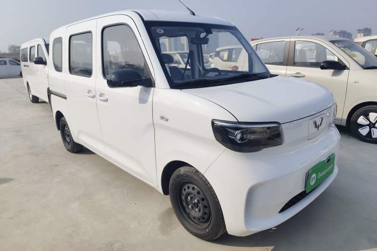 Used Wuling Zhiguang New Energy 2025 Standard Model
