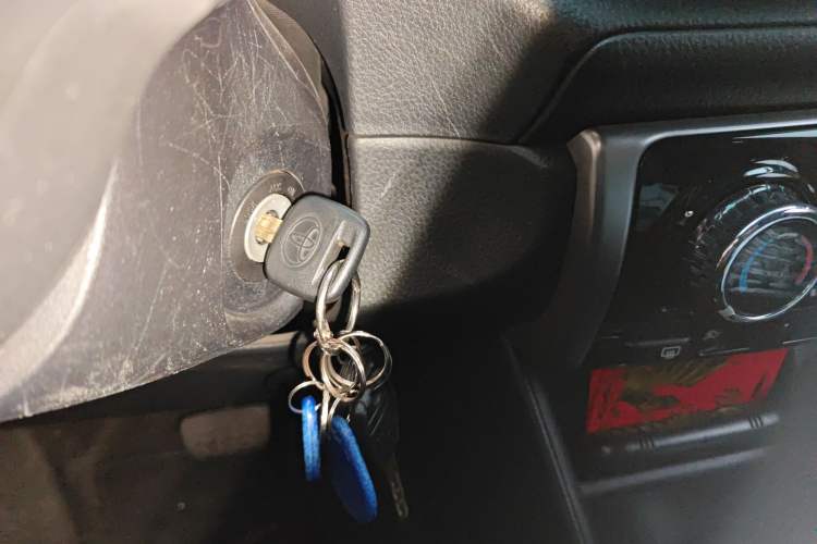 Used Toyota YARiS L Zhi Xiang 2019 1.5E CVT Dynamic Edition China VI compliant Vehicle Key