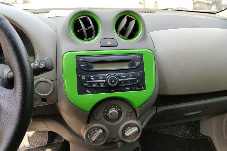 Used Nissan March 2015 1.5L Automatic E-Xuan Edition