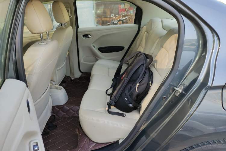 Used Citroen Elysee 2014 1.6L Manual Fashion Edition