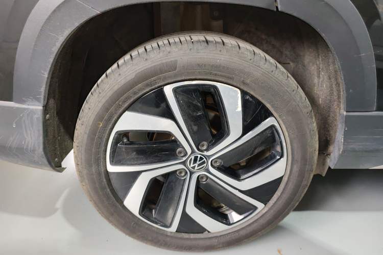 Used Volkswagen Tharu 2023 300TSI Two-Wheel-Drive Full Moon Edition Exterior 5