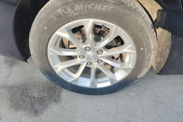 Used Buick LaCrosse 2022 552T Luxury Version
