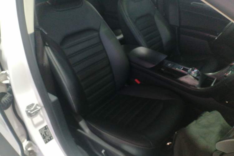 Used Ford Mondeo 2018 EcoBoost 180 Smart Control Fashion Model China V Standard Right Front Seat