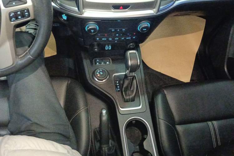 Used Ford Everest 2019 2.0T Gasoline Automatic 4x4 Luxury Edition 5 Seats