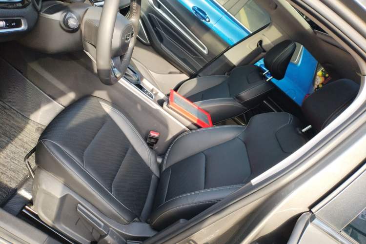 Used Geely Auto Emgrand 2022 4th Generation 1.5L CVT Luxury Model
