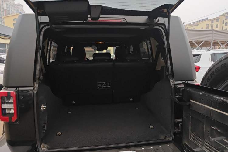 Used BAIC Off-Road BJ40 2019 PLUS 2.3T Automatic Four-Wheel Drive Flagship Edition China VI Emission Standard