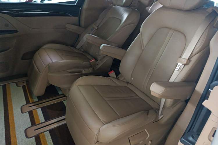 Used Buick GL8 2018 ES 28T Luxury Model China VI Standard
