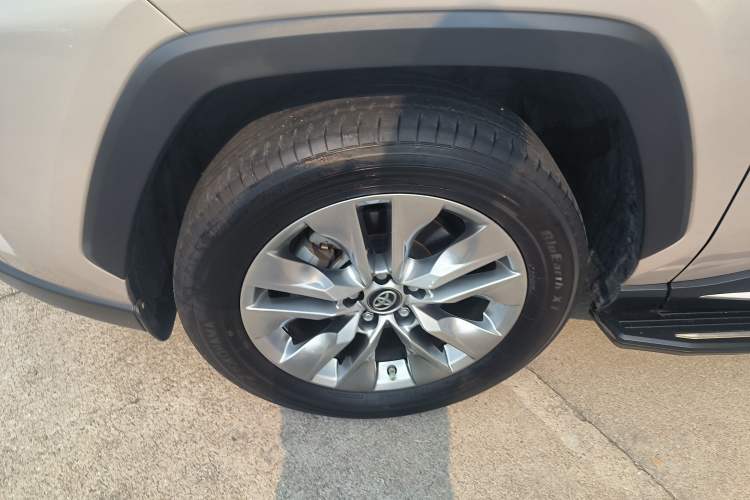 Used Toyota Wildlander 2022 2.0L CVT Two-Wheel Drive Luxury PLUS Edition Exterior 4