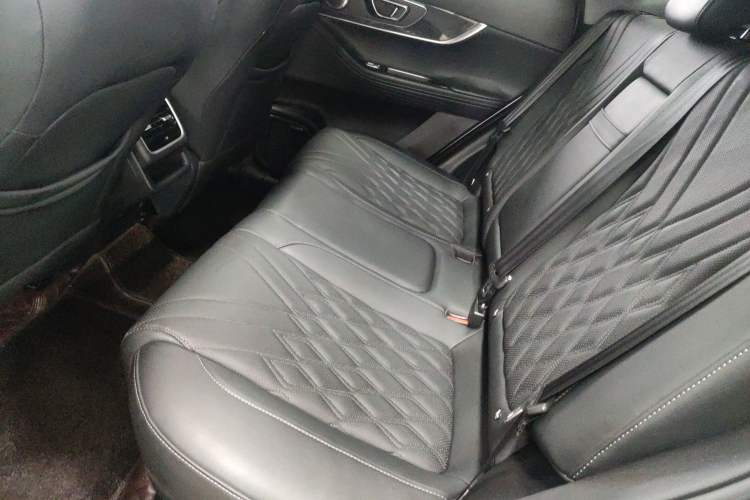 Used Chery Tiggo 7 PLUS 2023 1.6 TGDI DCT Prestige Edition
