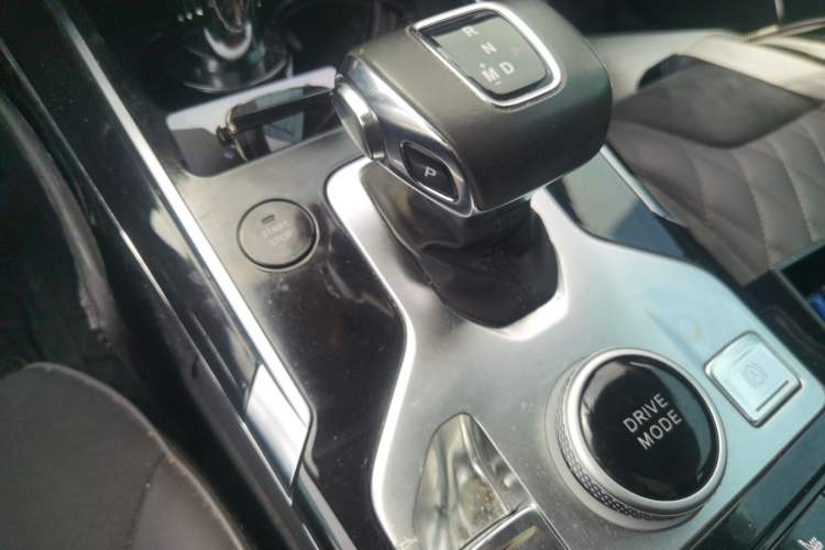 Used Hongqi HS5 2019 2.0T Smart Connect Flagship Edition Gear Lever