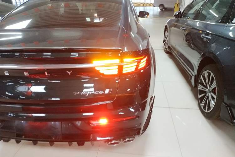 Used Geely Auto Preface 2025 Dongfang Yao 2.0TD Lanxing Edition