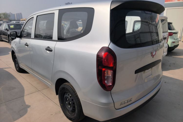 Used Wuling Hongguang New Energy 2024 All-Electric Model 300KM Standard Version Exterior 2