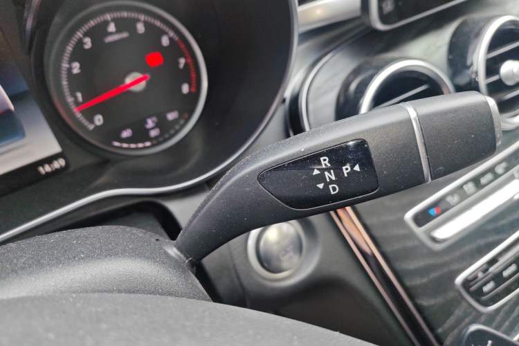 Used Mercedes-Benz C-Class 2018 C 200 L Sport Edition Gear Lever