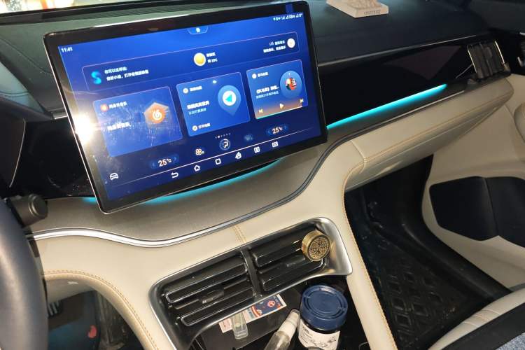 Used BYD Song PLUS New Energy 2021 EV Deluxe Model Audio And AC Panel