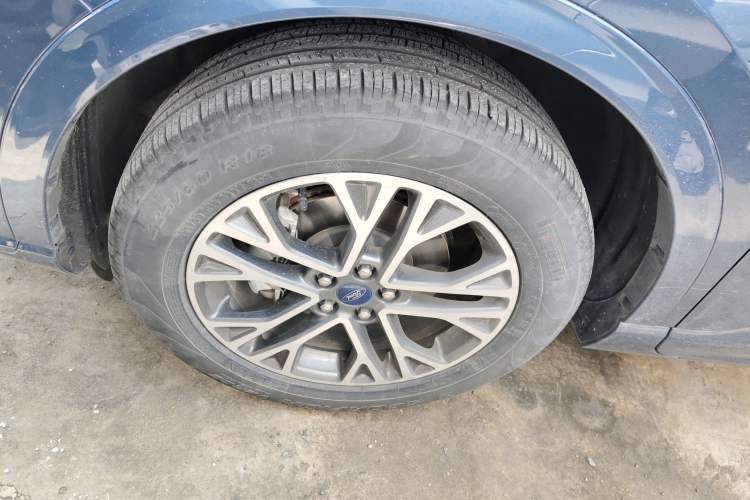 Used Ford Escape 2020 EcoBoost 245 Two-Wheel Drive Smart & Enjoyment Model Left Front Wheel Hub