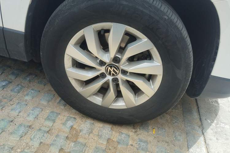 Used Volkswagen Tharu 2022 280TSI Two-Wheel Drive Trend Edition
