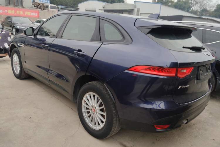 Used Jaguar F-PACE 2016 2.0T Two-Wheel Drive Urban Luxury Edition

