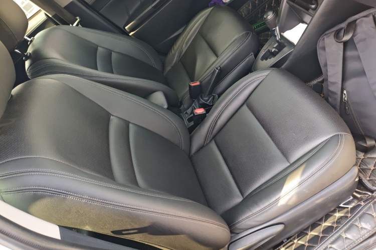 Used Toyota YARiS L Zhi Xuan 2016 Revised 1.5E CVT Charming Edition
