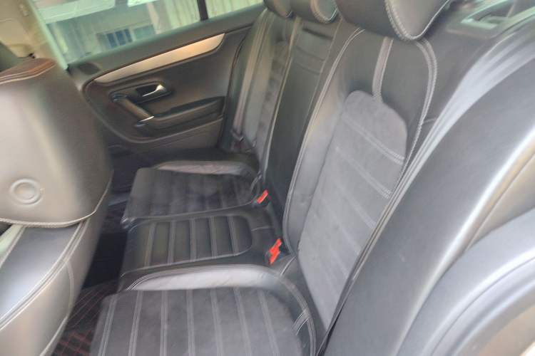 Used Volkswagen FAW-Volkswagen CC 2011 1.8TSI Luxury Model Left Rear Seat