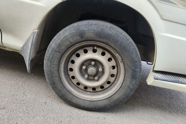 Used Golden Dragon Hiace 