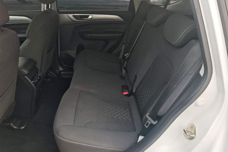 Used Haval M6 2021 PLUS 1.5T DCT Elite Smart Connectivity Model
